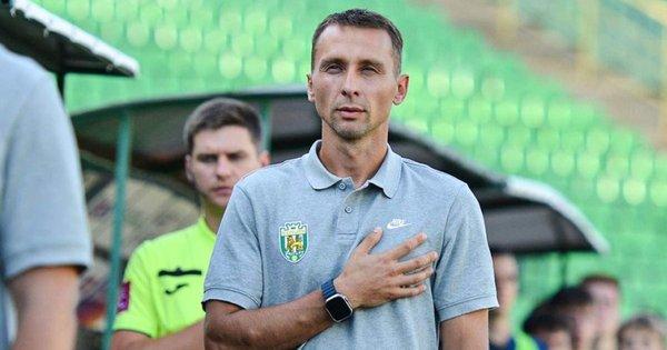Лупашко виявив несподіваний інтерес до своєї особи, зазначивши: 