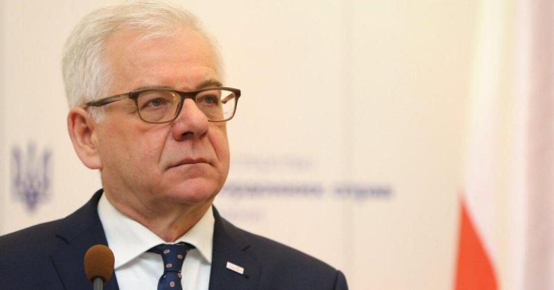 Завдяки зустрічі на Алясці, Путін зміг подолати міжнародну ізоляцію, зазначив колишній міністр закордонних справ Польщі Чапутович.