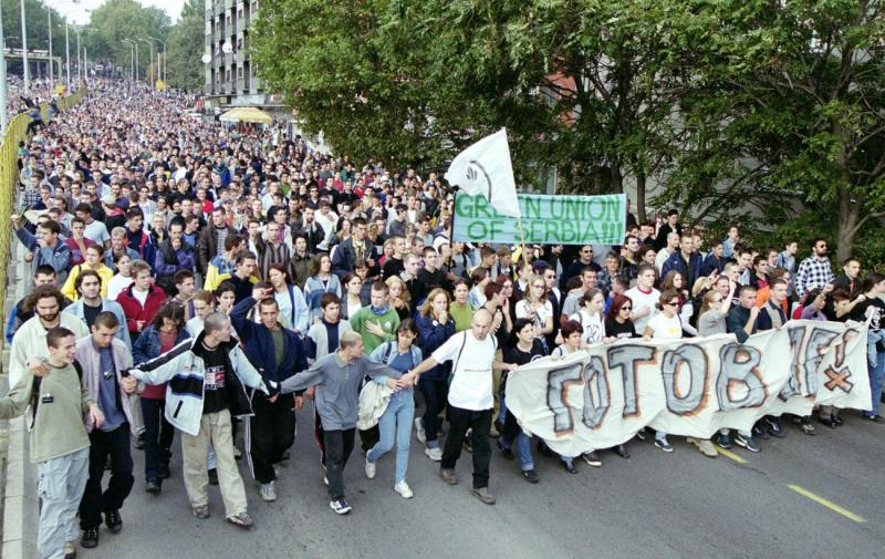 П'ять днів масштабних акцій протесту в Сербії: сотні постраждалих серед мітингувальників і представників правоохоронних органів.