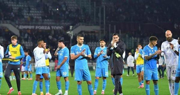 В Серії А зафіксовано антирекорд за кількістю голів, забитих за один тур - команди вклали в свої ворота 11 м'ячів.