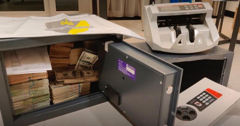 Корупційні махінації в енергетичному секторі: НАБУ виявило злочинну організацію бізнесмена Міндіча, пов'язану з чиновниками Енергоатому. Якою була схема?