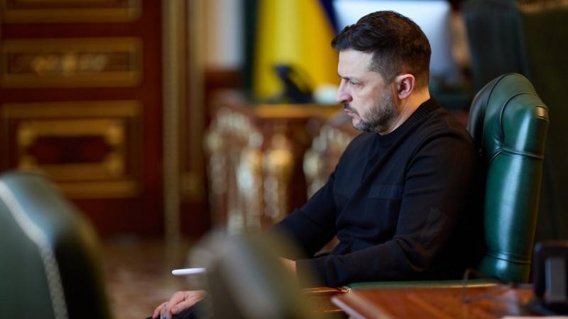 Зеленський в даний момент перебуває в Києві - повідомляє радник.