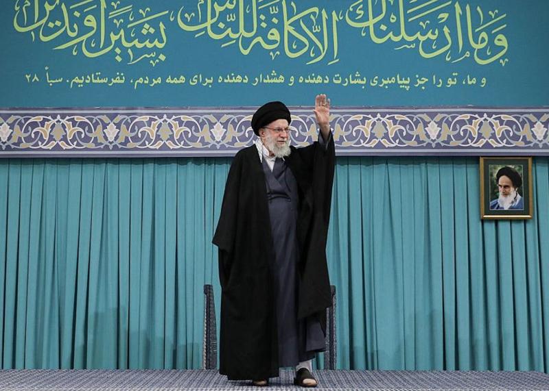 Лідер Ірану Хаменеї та керівник Корпусу вартових Ісламської революції загинули.