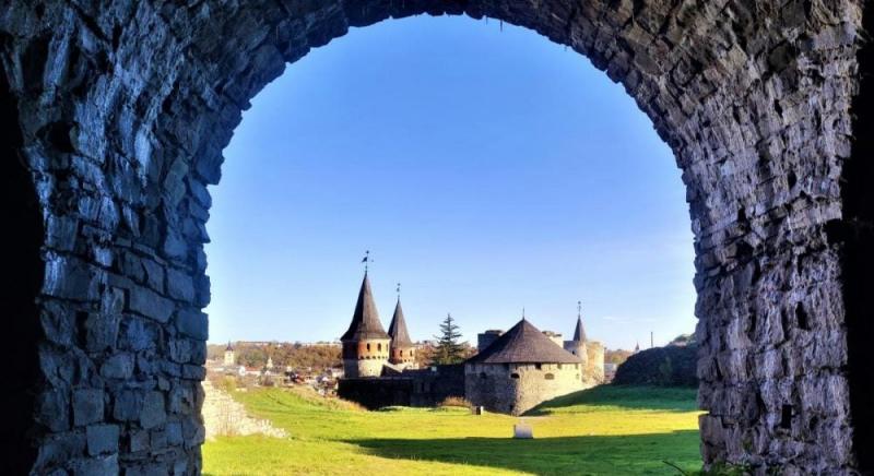 Вихідні в Кам'янці-Подільському: які місця відвідати та де насолодитися смачною їжею