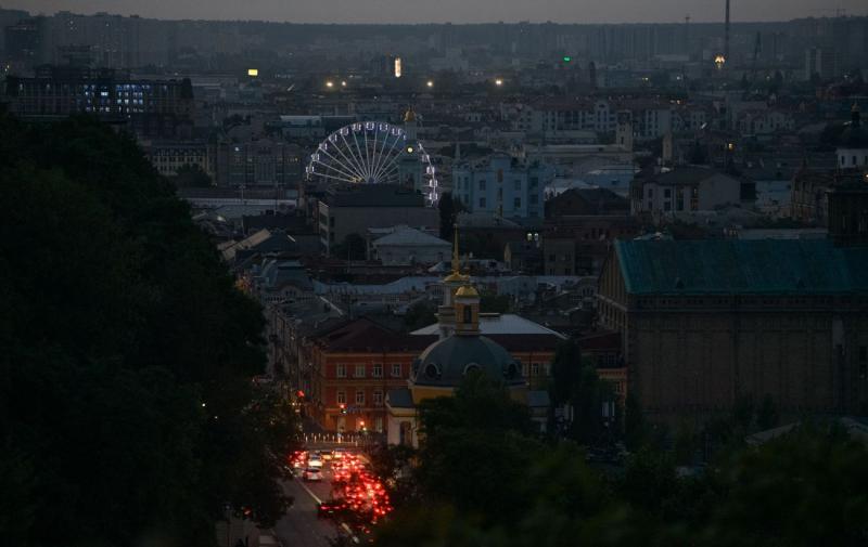 В Україні розпочали впровадження термінових відключень електроенергії: які регіони охоплені цими заходами.