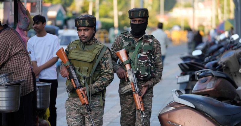 Індія здійснить напад на Пакистан у найближчі 24 години: повідомлення урядових представників.