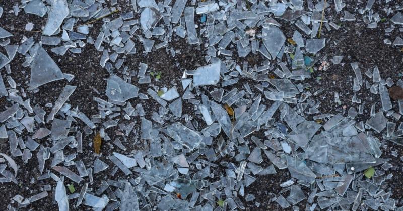 Київська обласна військова адміністрація повідомила про наслідки нічного удару з боку Росії, які зафіксовані в трьох районах.