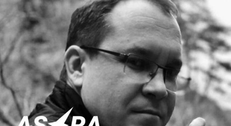 Відчуваючи паніку, у Севастополі стався випадок, коли полковник внутрішньої служби вчинив самогубство.