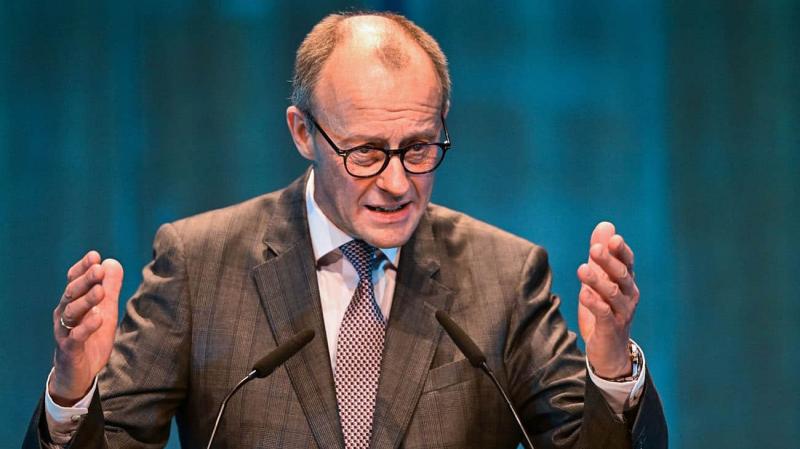 Мерц: Європа ще не готова до обговорення можливості розміщення військових сил в Україні.