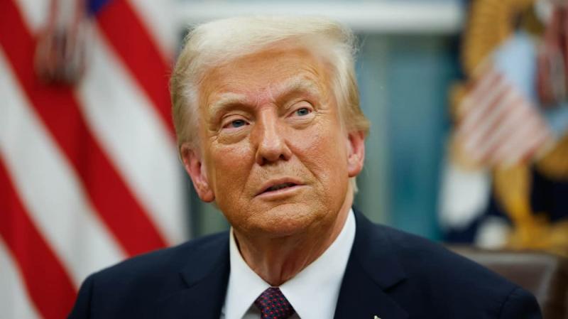 Трамп не погодився на введення санкцій проти Росії, оскільки має намір налагодити бізнес-відносини з Путіним, повідомляє NYT.