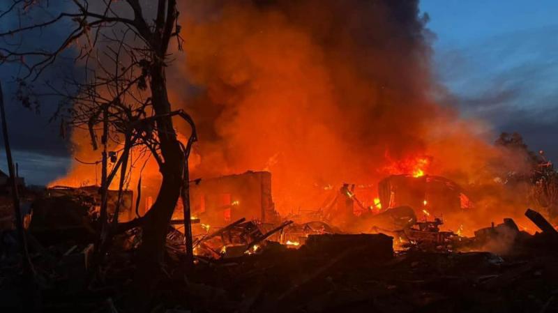 Донеччина і Херсонщина: ще двоє загиблих та 15 цивільних отримали поранення внаслідок обстрілів.