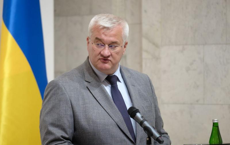 Нові санкції ЄС спрямовані на те, щоб суттєво вплинути на військові витрати Путіна, - зазначив Сибіга.