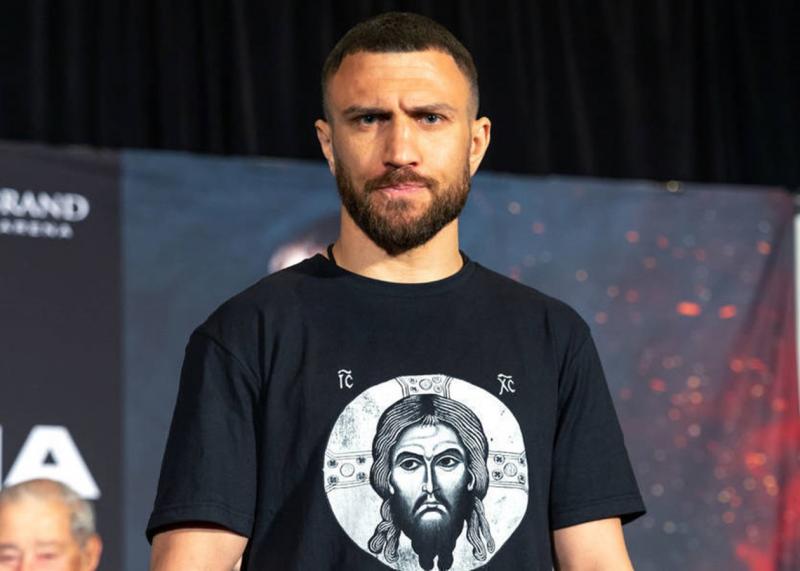 Ломаченко висловив свою думку щодо позбавлення громадянства свого духовного наставника.