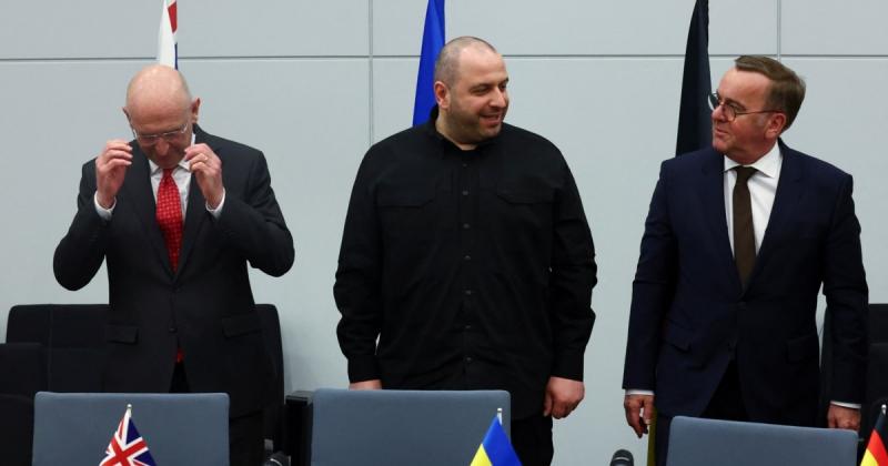 Пісторіус та Гілі поділилися деталями німецько-британської ініціативи щодо військової підтримки України.