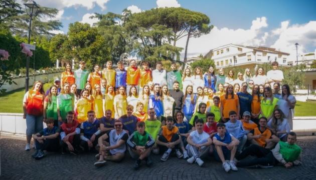 Українців запрошують взяти участь у християнському Ювілейному святкуванні молоді 2025 року, яке відбудеться в Римі.