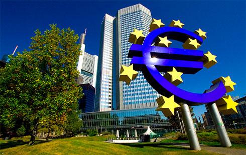 Інфляційні прогнози в єврозоні зменшилися до 2,6%, що стало найнижчим показником з початку року.