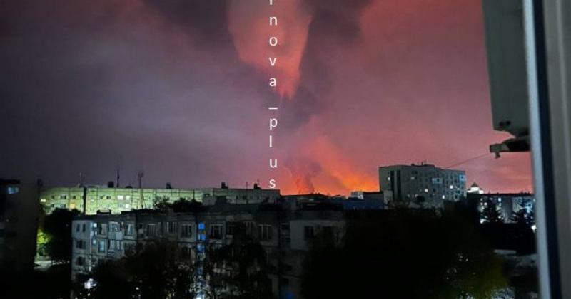 Дрони здійснили напад на газовий завод і нафтопереробний завод у Росії (фото, відео)
