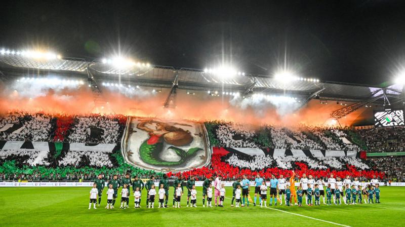 Чарівність і жахливість прихильників Легії: вони нападають на футболістів, виражають ненависть до Путіна й вважають Львів частиною Польщі.