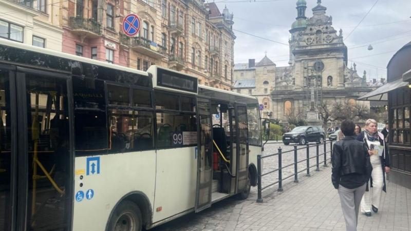 Маршрут № 99 у Львові змінює свій графік і працюватиме лише під час великих подій у скансені.