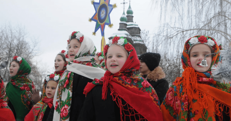 Українські колядки для дітей: компактні пісеньки, які легко запам'ятовуються.