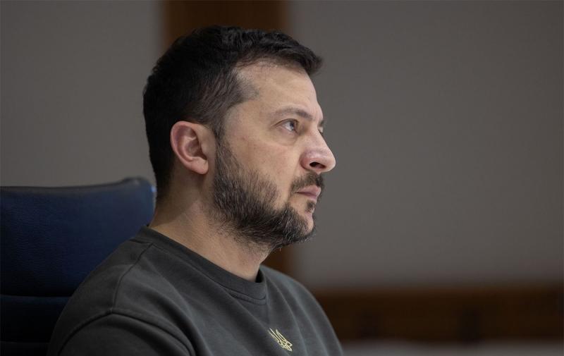 Україна висловила готовність до відведення своїх військових сил, якщо Росія вчинить аналогічний крок, - повідомляє FT.