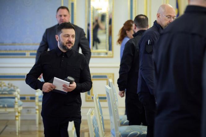 США планують надати Україні 50-річні гарантії безпеки, а також прагнуть затвердити мирний план через референдум. Основні моменти з виступу Зеленського.