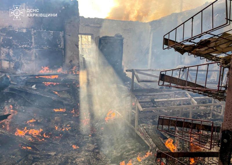 Російські безпілотники атакували населений пункт у Харківській області.