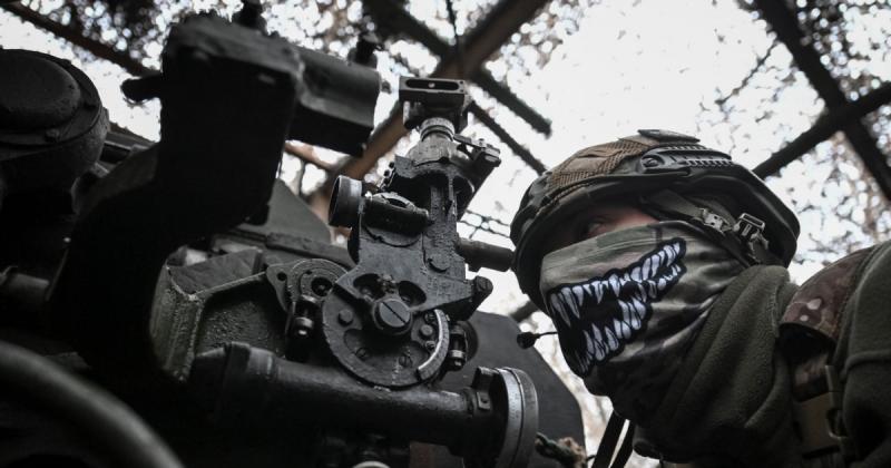 Від початку доби на фронті пройшло 62 зіткнення, повідомляє Генеральний штаб Збройних сил України.