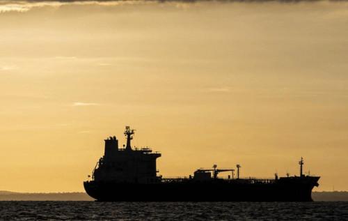 Дві держави виступили проти нових нафтових санкцій Європейського Союзу щодо Росії, повідомляє Bloomberg.