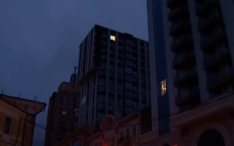 Українцям рекомендують використовувати велосипедні генератори: крутити педалі для виробництва електрики.