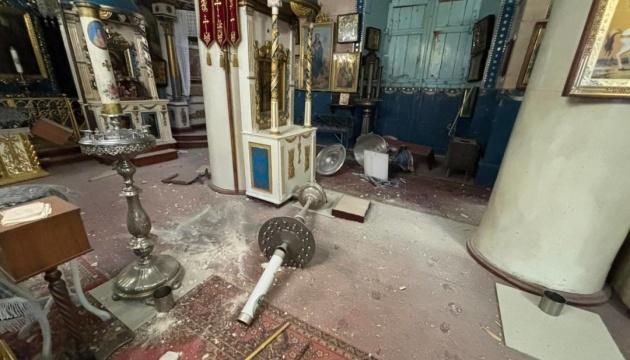 У Херсоні російські війська завдали удару, внаслідок якого постраждав храм Московського патріархату.