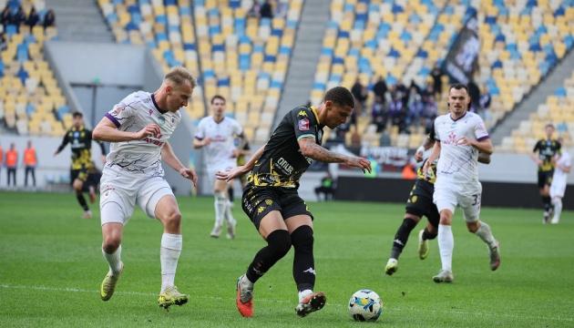 ЛНЗ здобув першість у футбольній Прем'єр-лізі, перемігши 