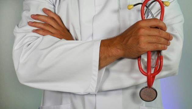 У Тернопільській області правоохоронці затримали керівника медичного закладу через підозру у сприянні ухилянтам.