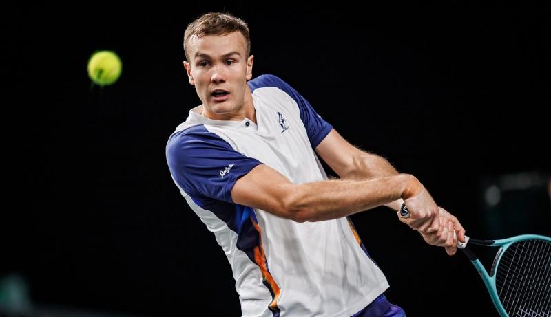 Перша ракетка України переміг фіналіста Кубка Девіса на челенджері в Італії - вперше за тиждень знову змагатиметься за вихід у фінал - Футбол24.