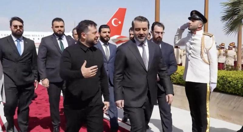 Зеленський вперше здійснив офіційний візит до Сирії.