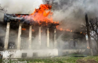 Російські військові здійснили напад на архітектурну пам'ятку XIX століття в Харківській області за допомогою дронів.