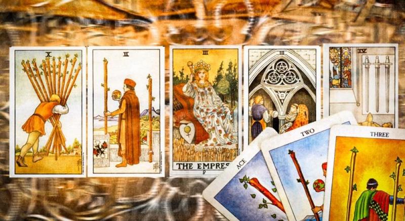 Астрологічний прогноз на 13 квітня за допомогою карт Таро: Стрільці відчують підвищення енергії, тоді як Овни стикнуться з розривом.