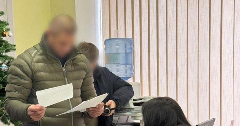 Фінансовий злочин в Черкащині: банкірка привласнила понад мільйон гривень у бабусі загиблого військового.