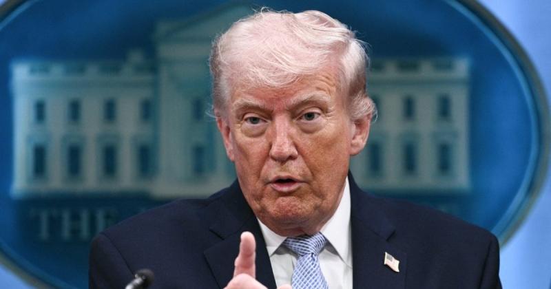 Рейтинг президента Трампа в США досяг рекордно низького рівня -- online.ua