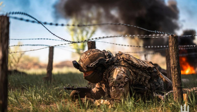 Ворог активно розгортає тиск у напрямках Покровського та Костянтинівського: яка картина на фронті?