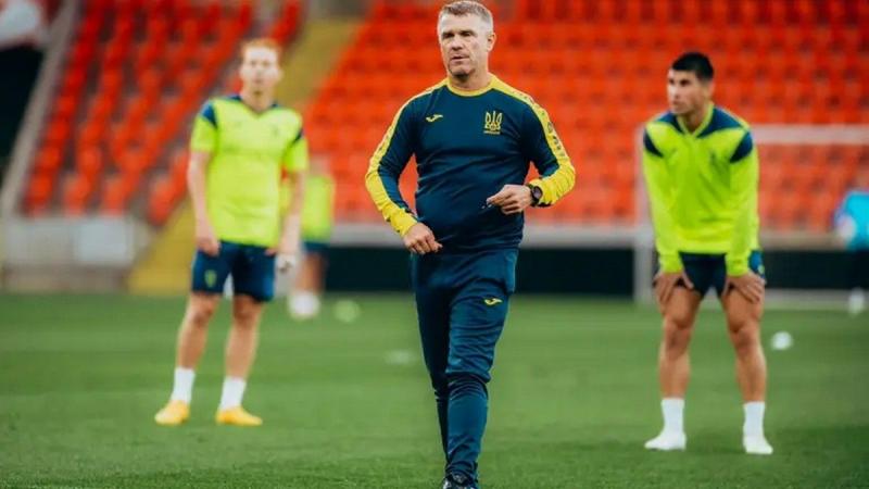 Відставка Реброва: реакція футболістів на рішення про звільнення тренера збірної України.