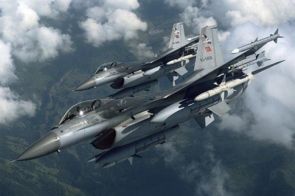Американський генерал повідомив, що український F-16 вперше здобув перемогу в повітряному бою.