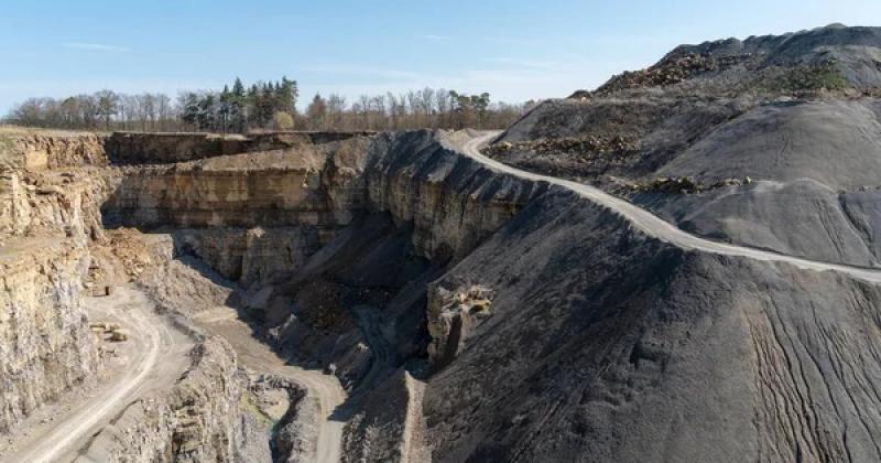 Південний ГЗК зупиняє видобуток у зв'язку з нападами Росії на торгові судна — Delo.ua