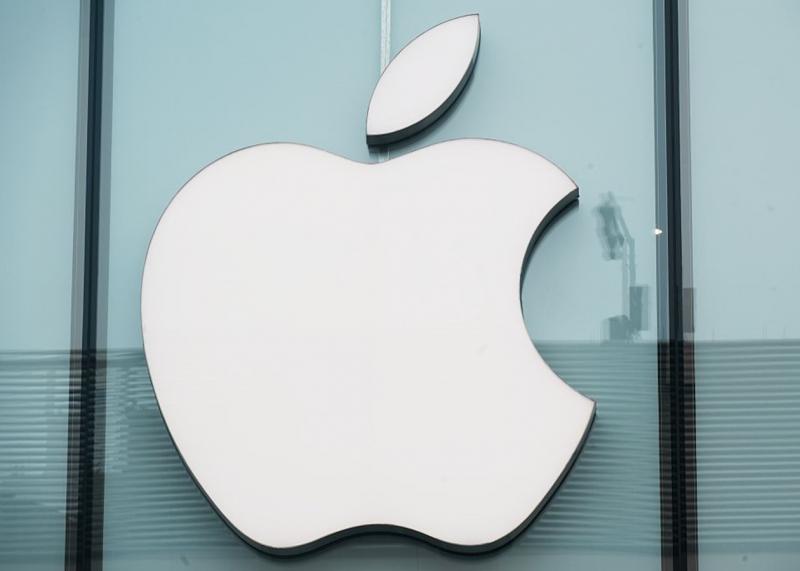 Apple стала другою у світі компанією, чия ринкова вартість досягла $5 трильйонів.