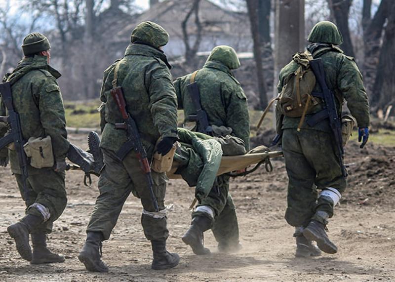 В Токмаку українські військові виявили базу з російськими мобілізованими, де трупи вивозять на вантажівках.