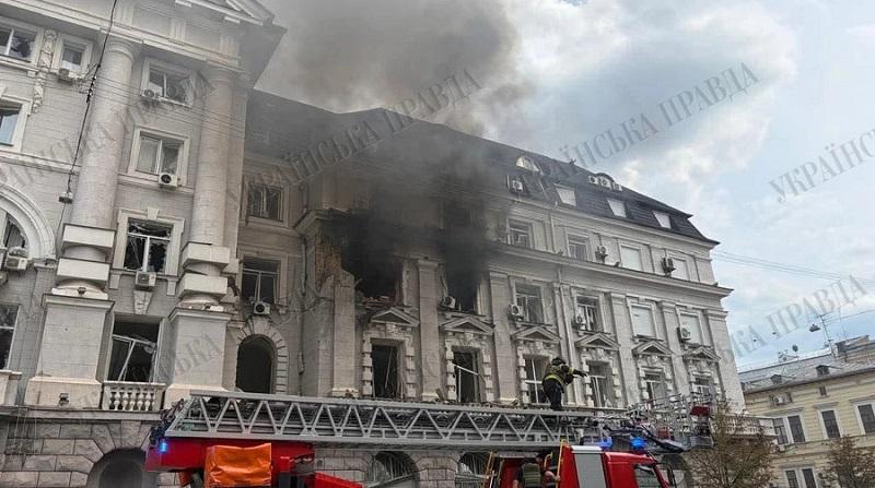 У Києві безпілотник потрапив у приміщення кабінету в.о. голови Служби безпеки України.