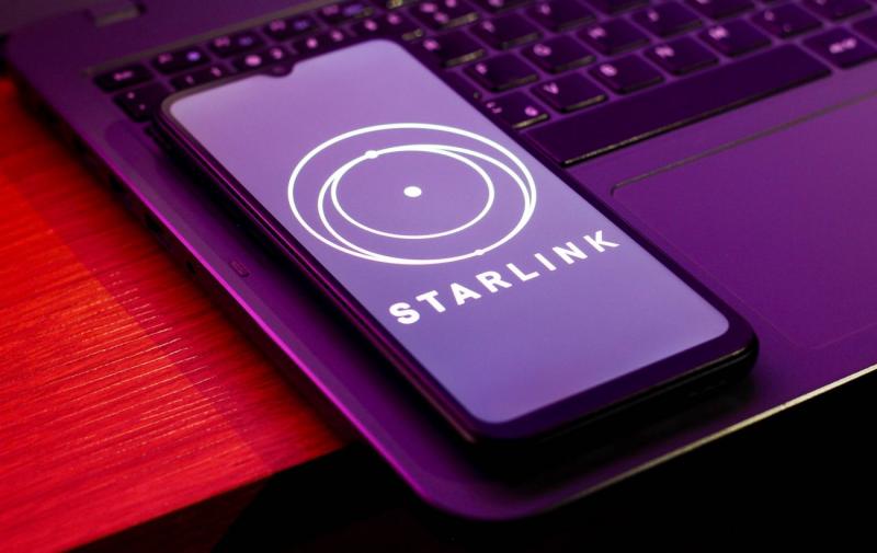 Інцидент із системою Starlink в Україні ще більше віддалив Європу від Сполучених Штатів, повідомляє Bloomberg.